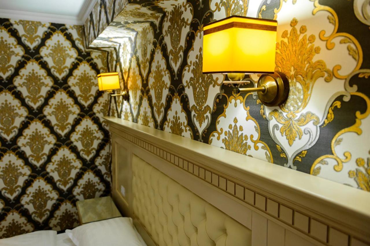 Little Orient Hotel Brăila Eksteriør billede